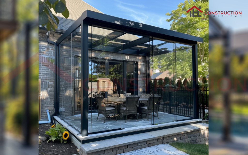 Captivating Pergola in Metal with Glass Roof